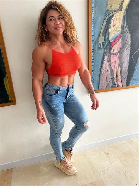Amy Muscle .